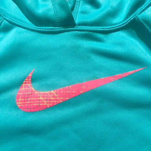 🎀 - Picture 2 of 4